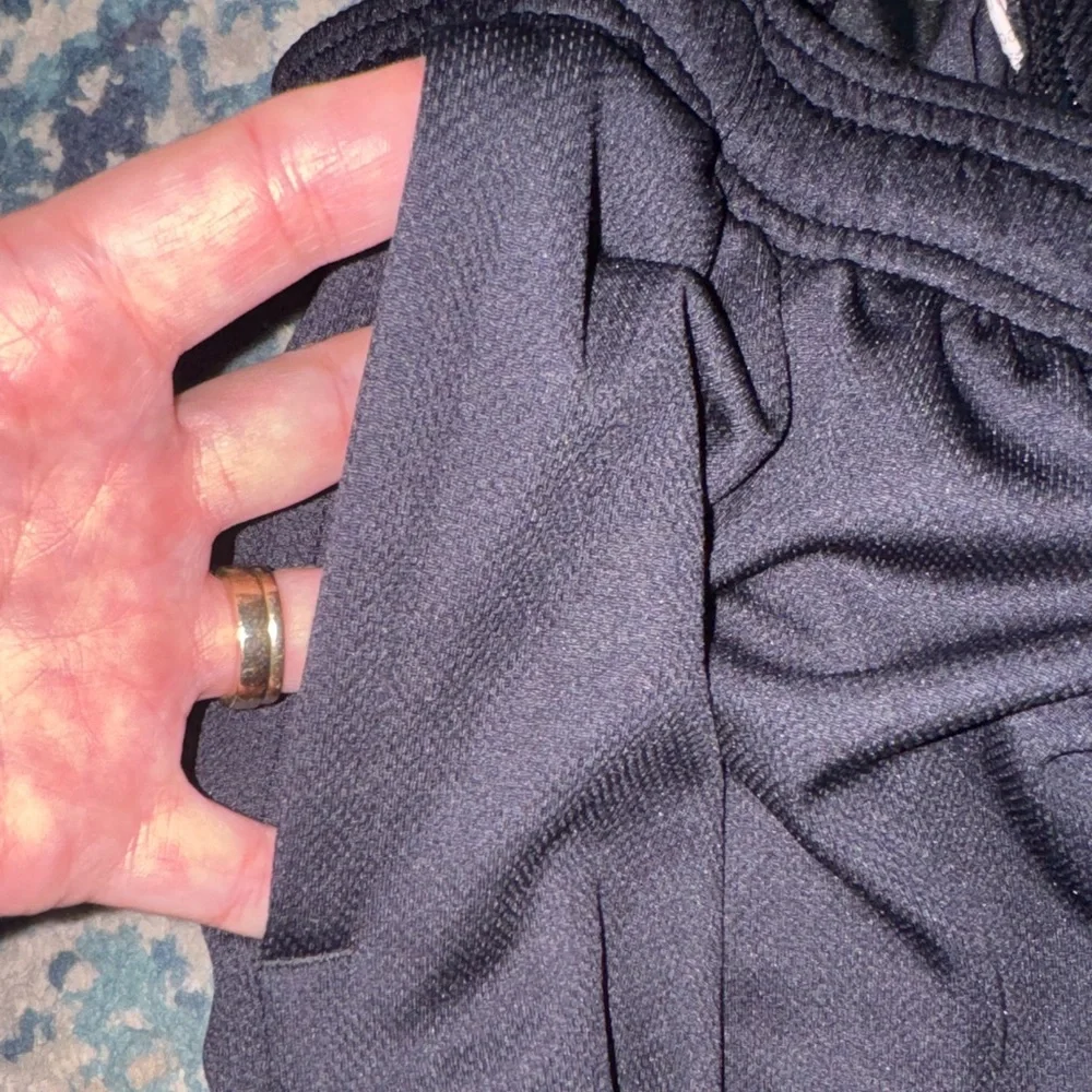 Boys activewear black bottom set sz 10/12 - Picture 9 of 10